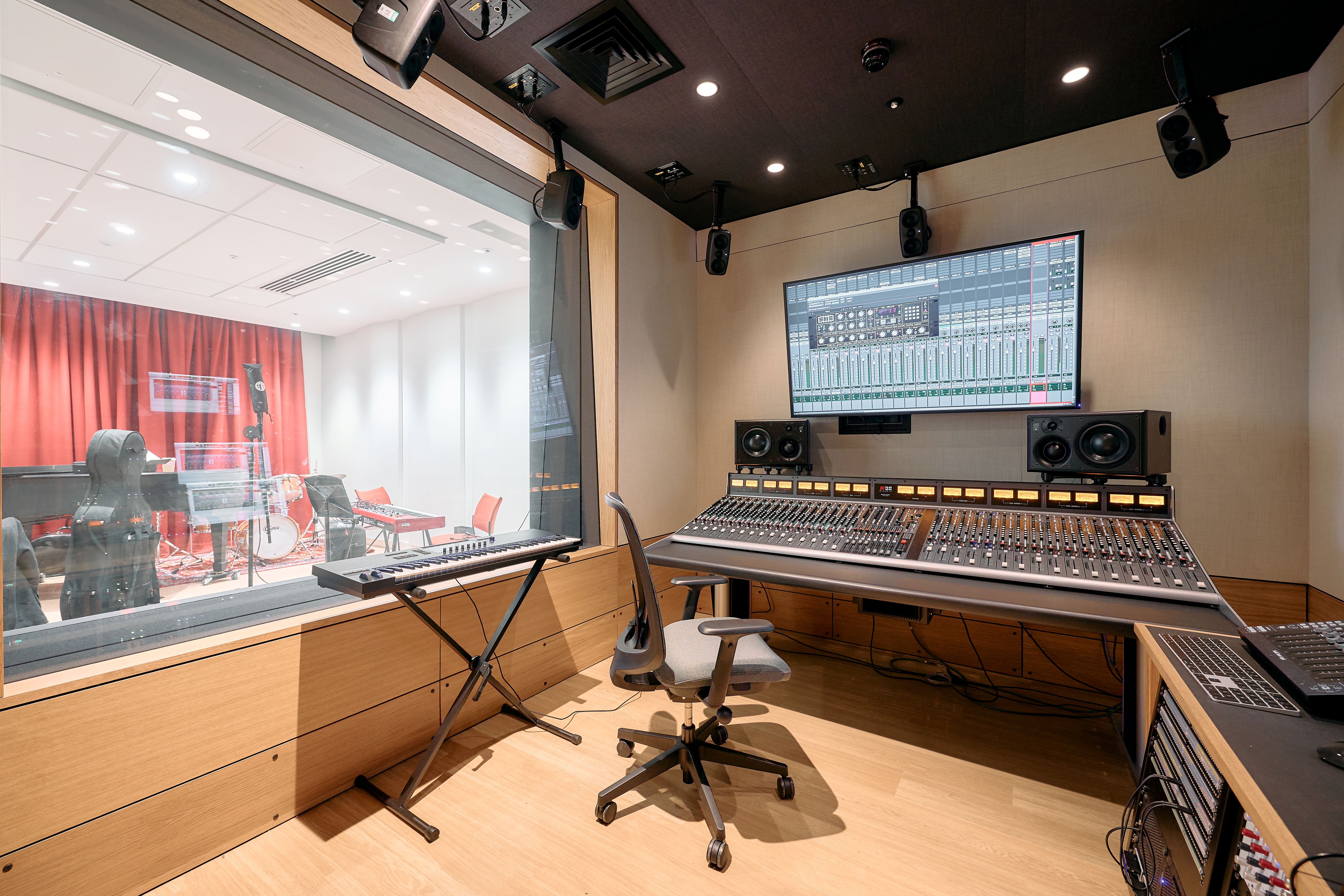 Music studio 3