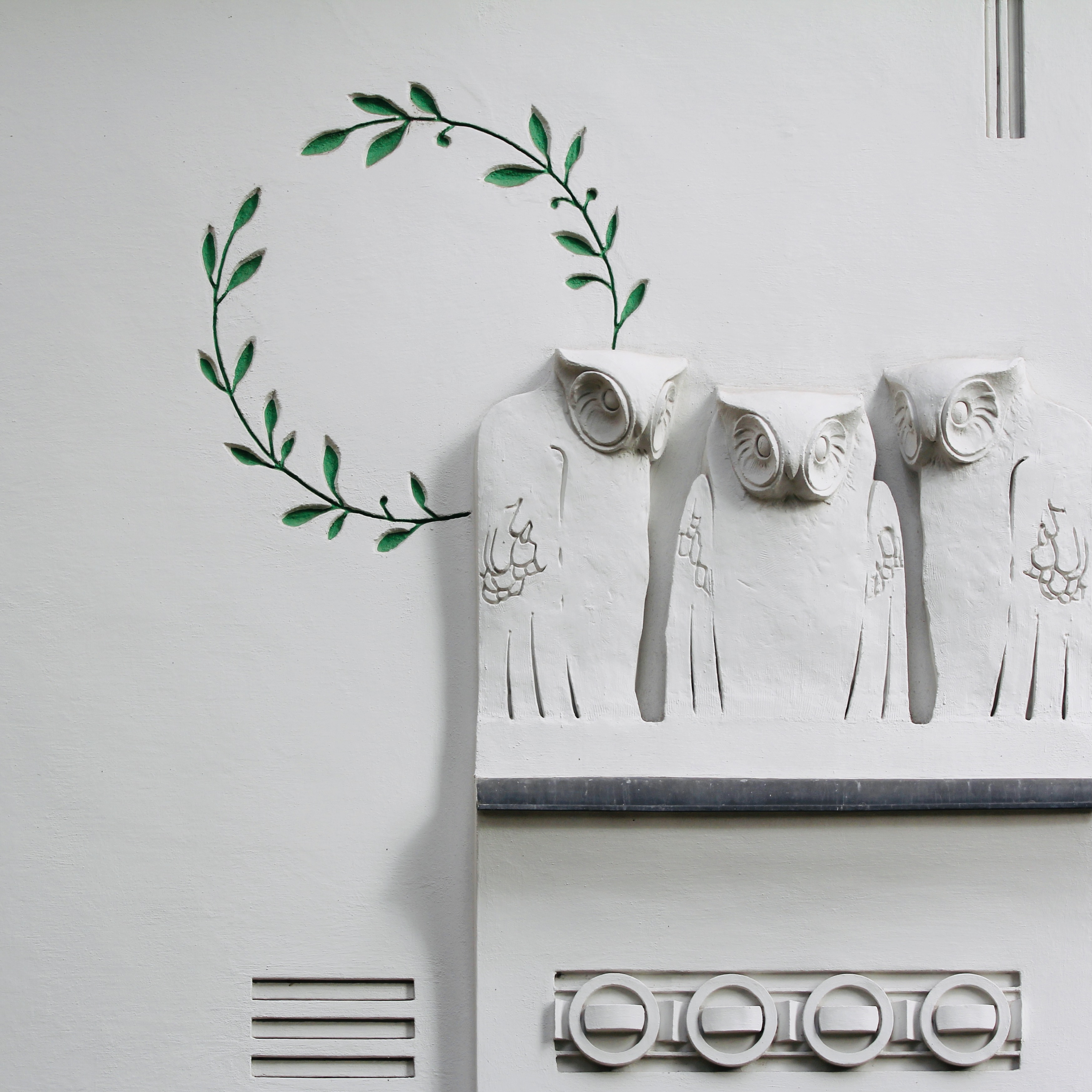 250425  three owls sqaure stephanie franklin