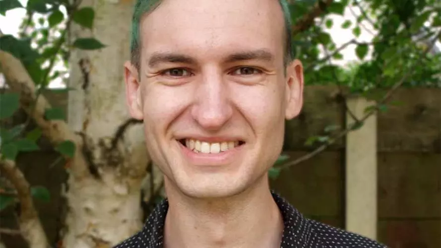 Dr Steven Gamble